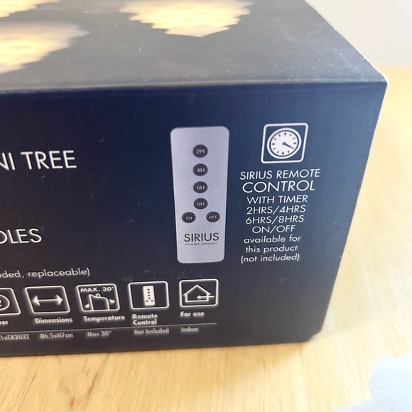 Sirius Mini Tree 4 Piece Set White LED Wax Candles Castle Gate Lights Christmas - Picture 5 of 9